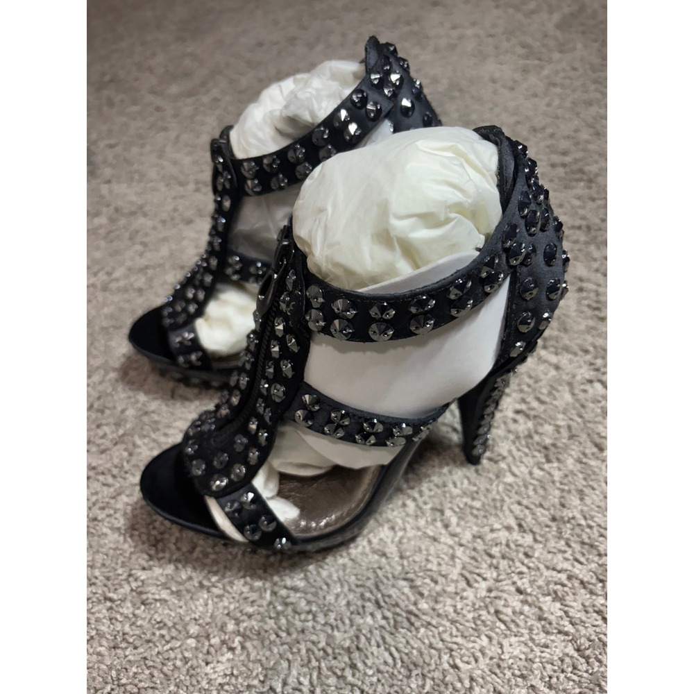 ZIGI girl Norah Black Satin Studded Platform Sandals Front Zip Heels Size 7 M - Picture 2 of 8